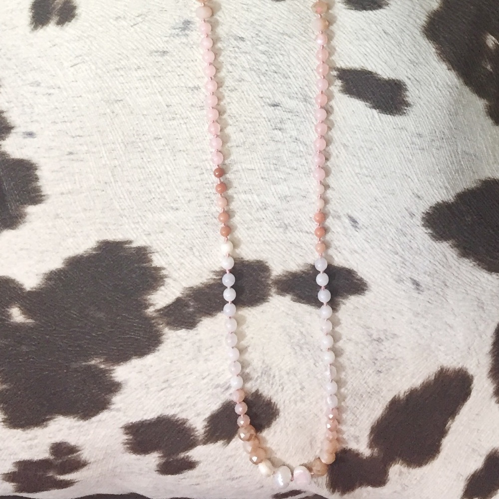🌟🌟 Gorgeous 60” beaded necklace🌟🌟